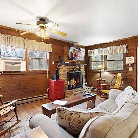 Charming Modern Cabin With Hiking Trails And Fire Pit Blowing Rock Εξωτερικό φωτογραφία